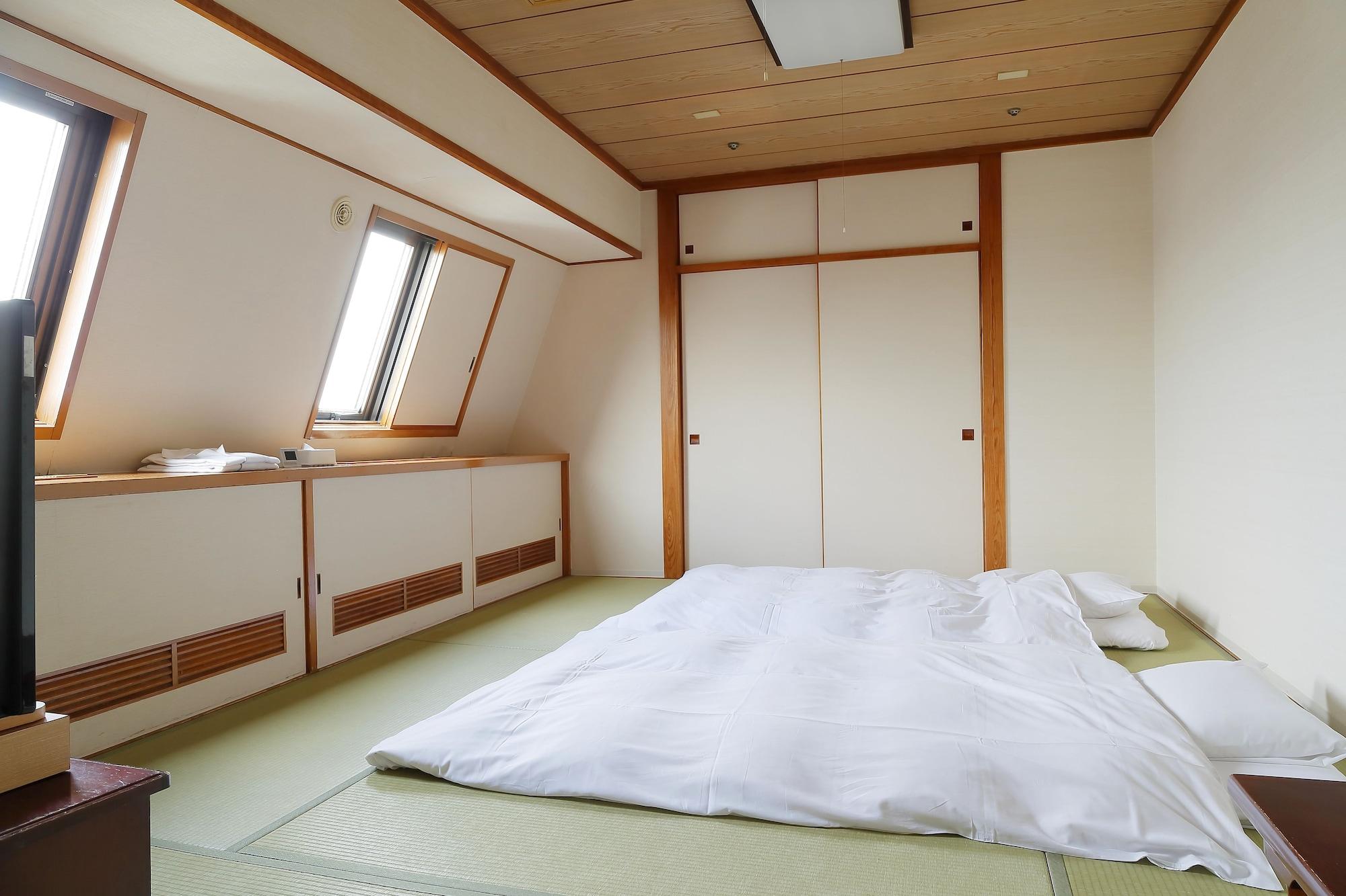 The B Sangenjaya Hotel Tokyo Exterior photo