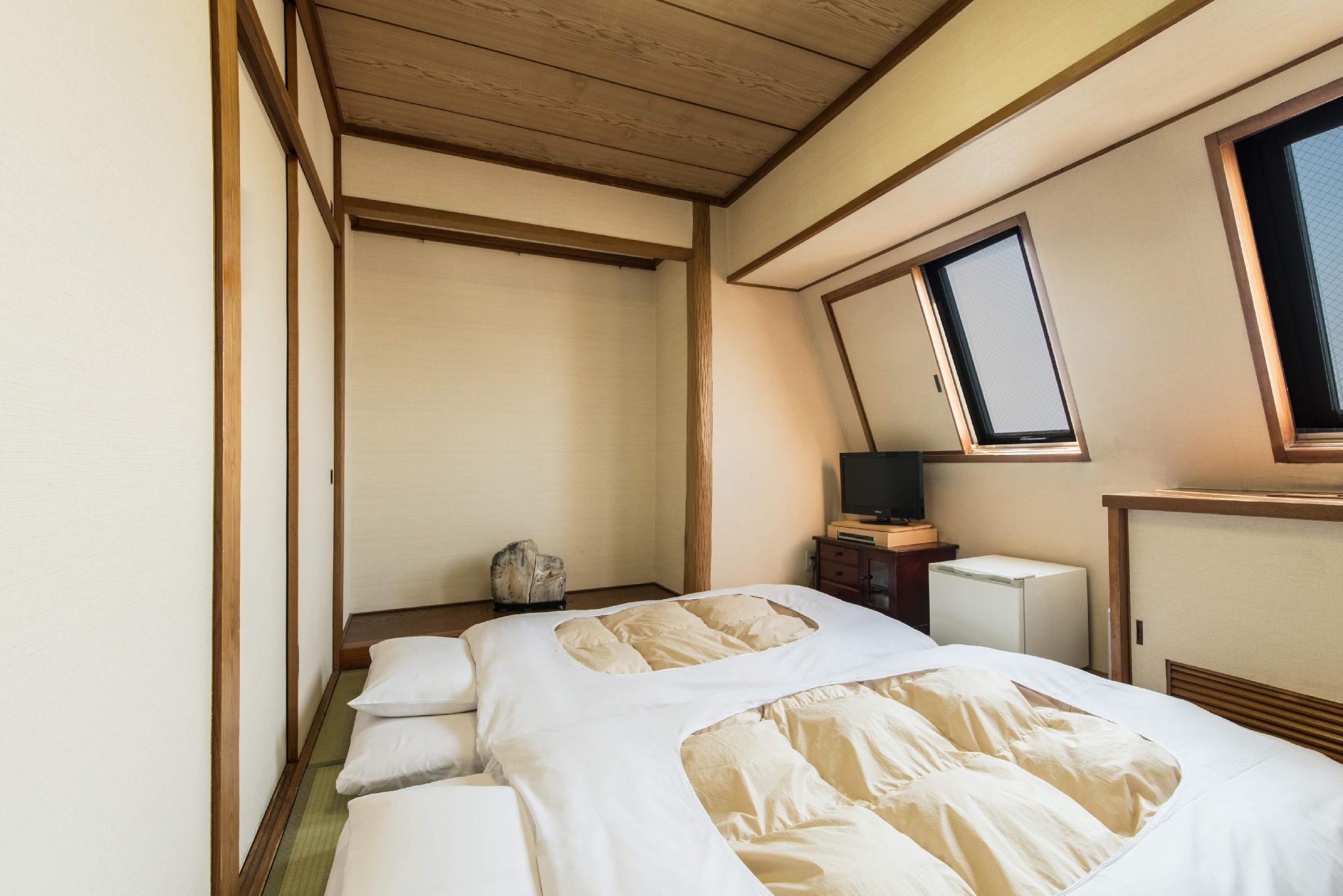 The B Sangenjaya Hotel Tokyo Exterior photo