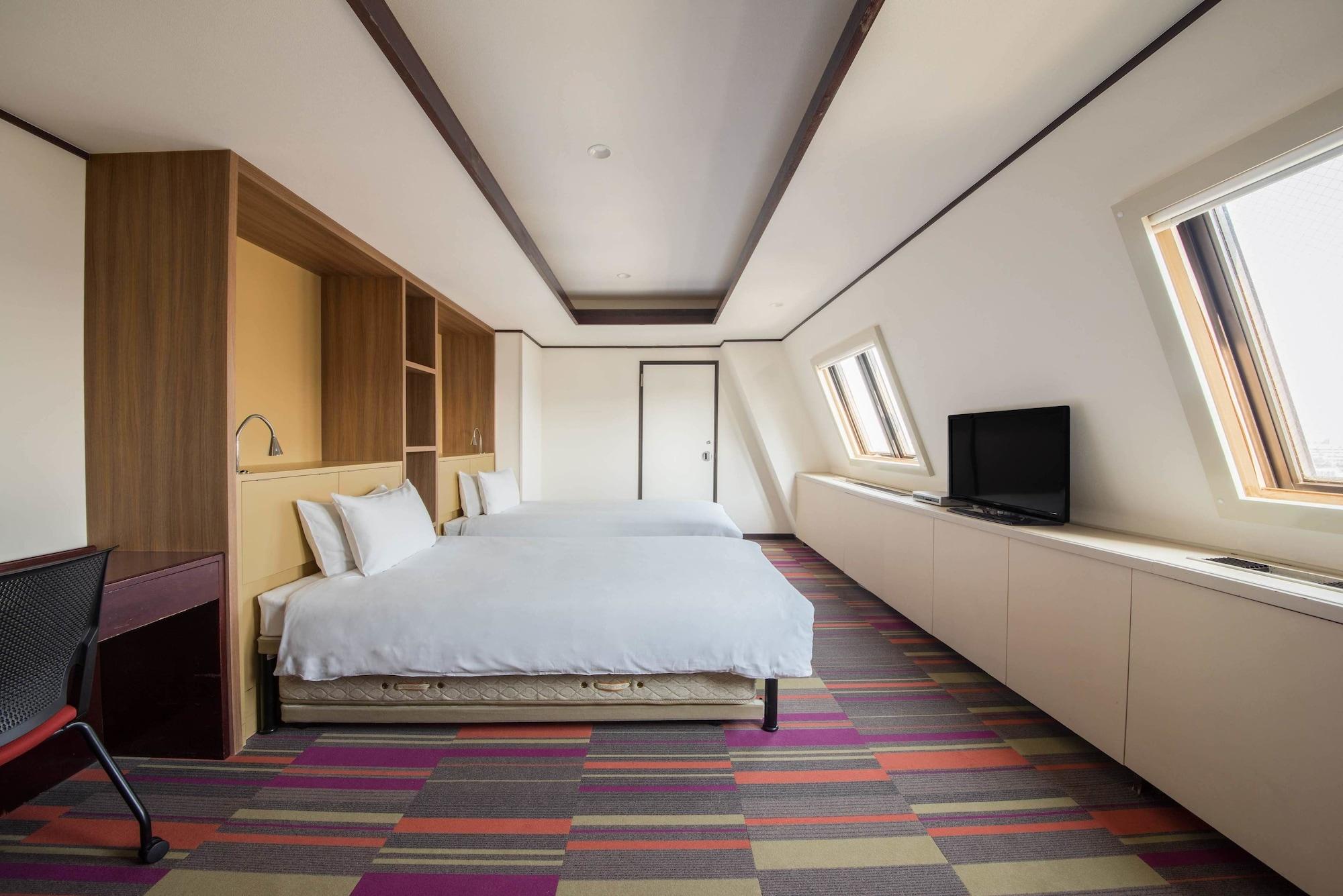 The B Sangenjaya Hotel Tokyo Exterior photo