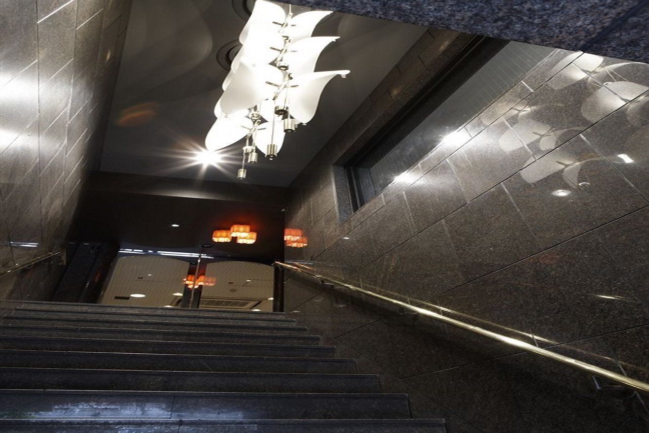 The B Sangenjaya Hotel Tokyo Exterior photo