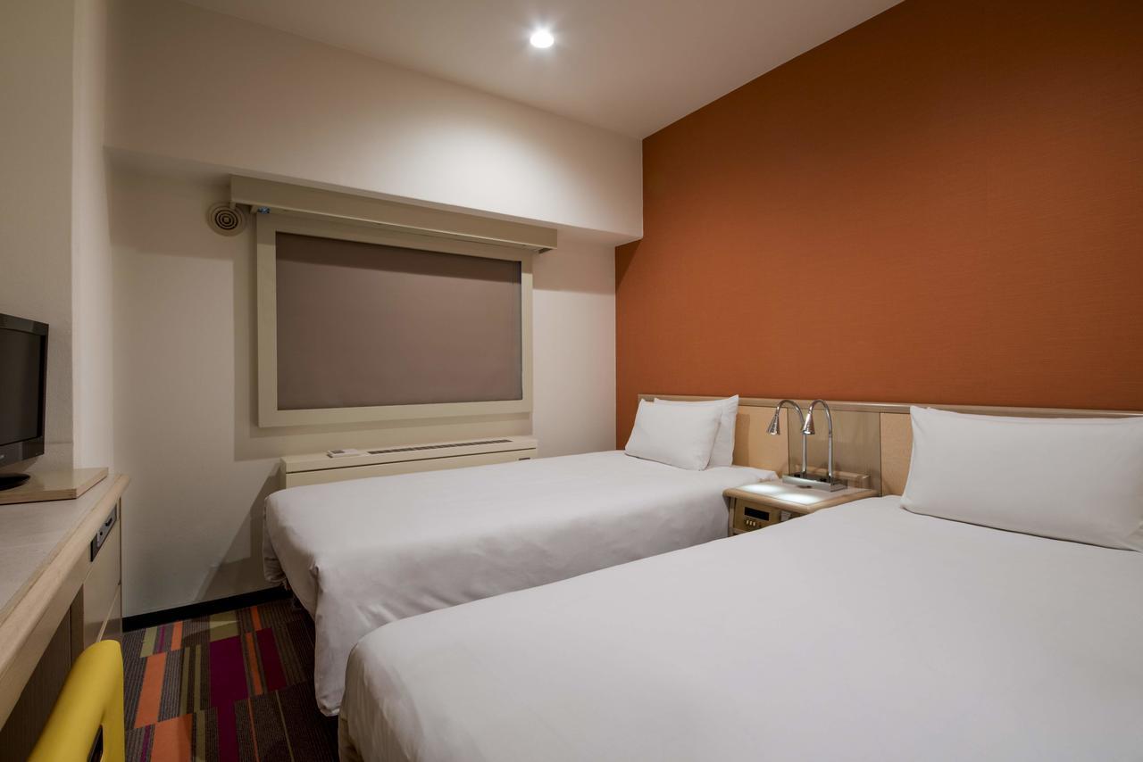 The B Sangenjaya Hotel Tokyo Exterior photo